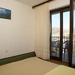 1050b * Seget Vranjica